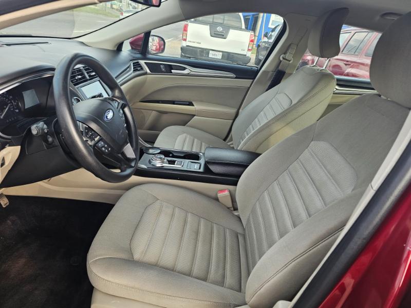Ford Fusion SE 2019