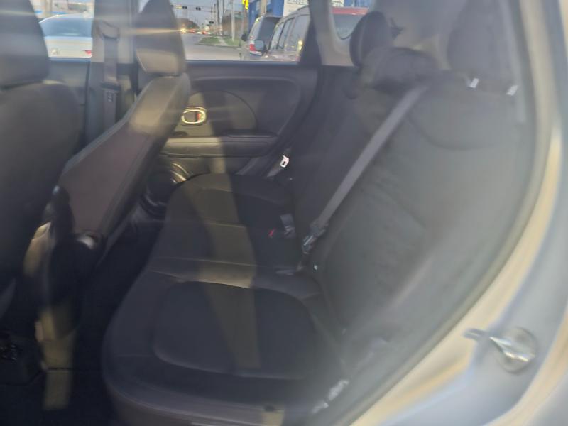 Kia Soul Base 6A 2016