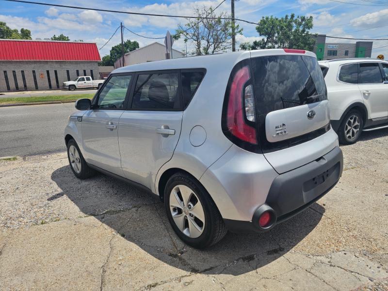 Kia Soul Base 6A 2016