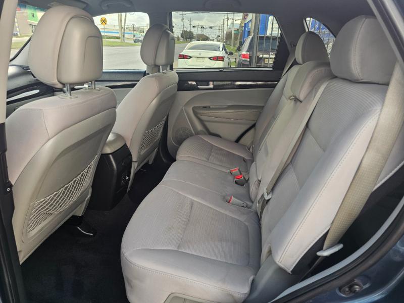 Kia Sorento LX V6 FWD 2015