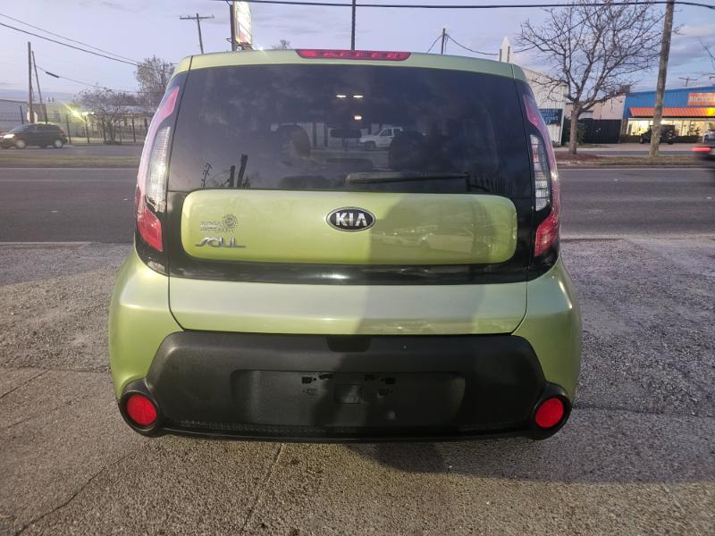 Kia Soul Base 6A 2016