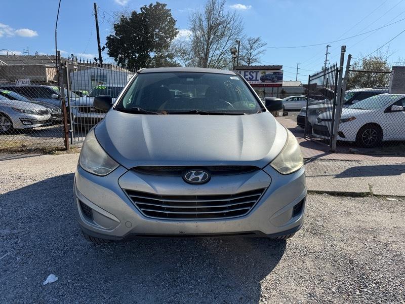 Hyundai Tucson GL Manual FWD 2012