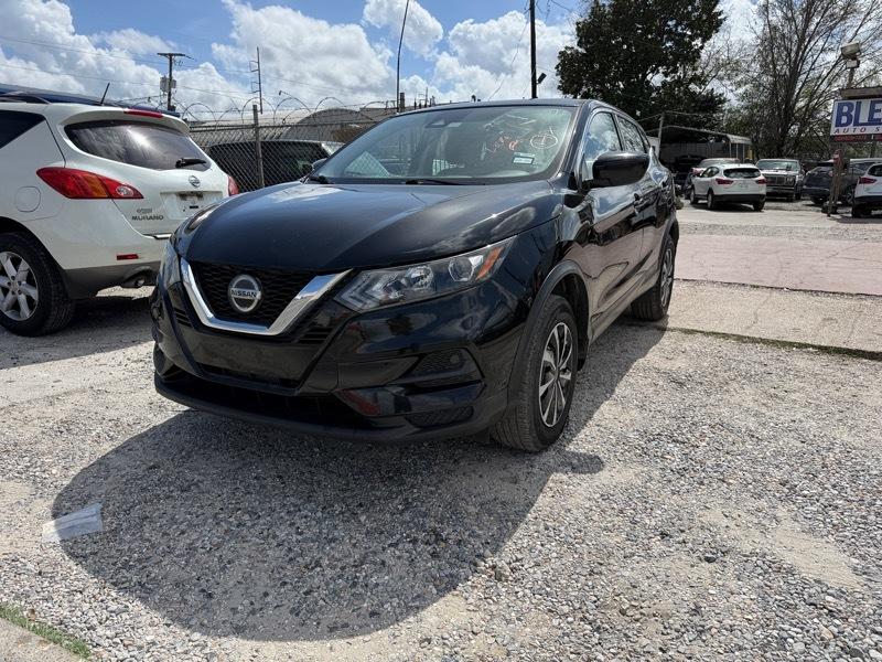 Nissan Rogue Sport S 2020