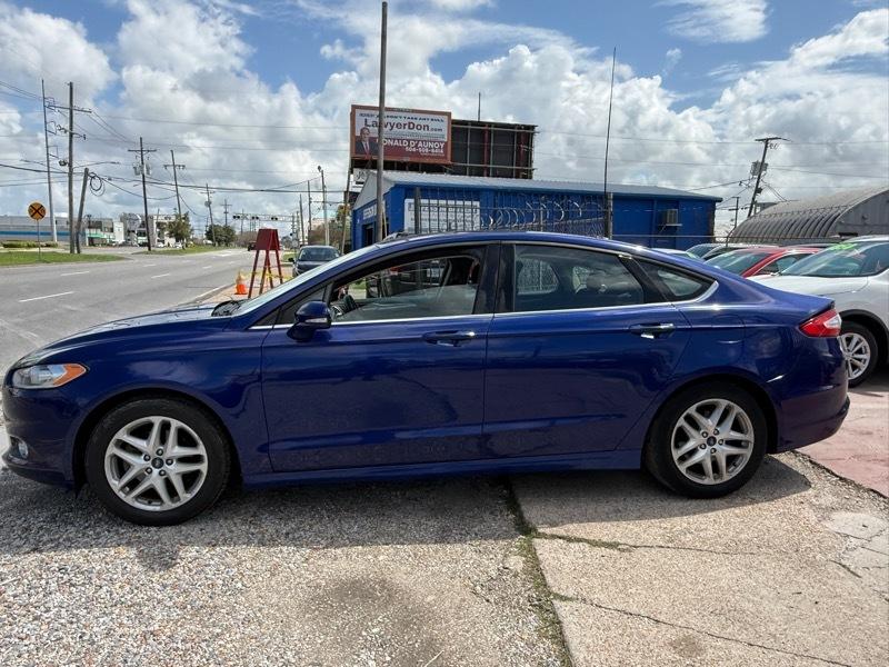 Ford Fusion SE 2016