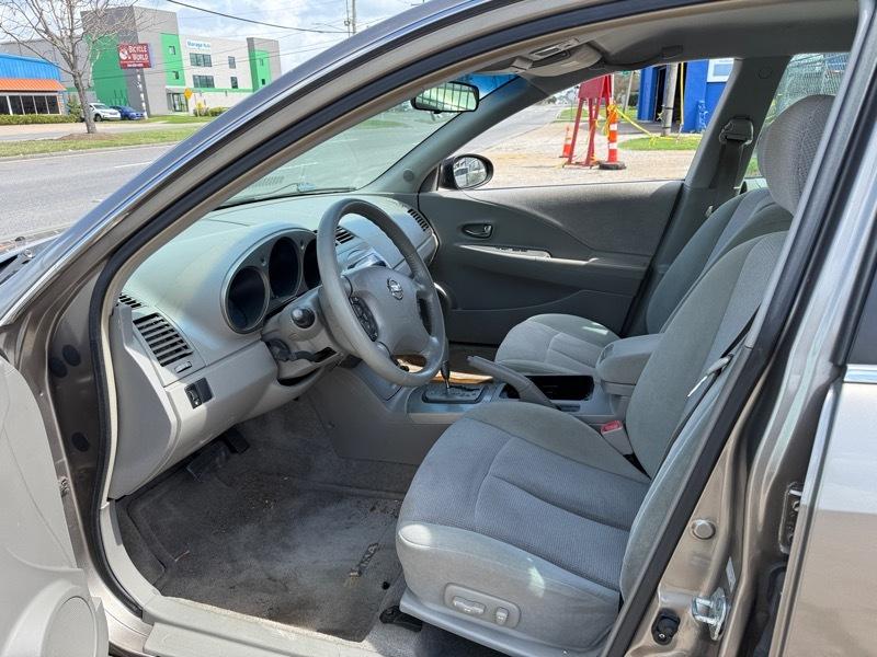 Nissan Altima 2.5 2003