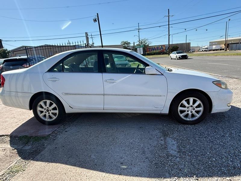 Toyota Camry Standard 2004