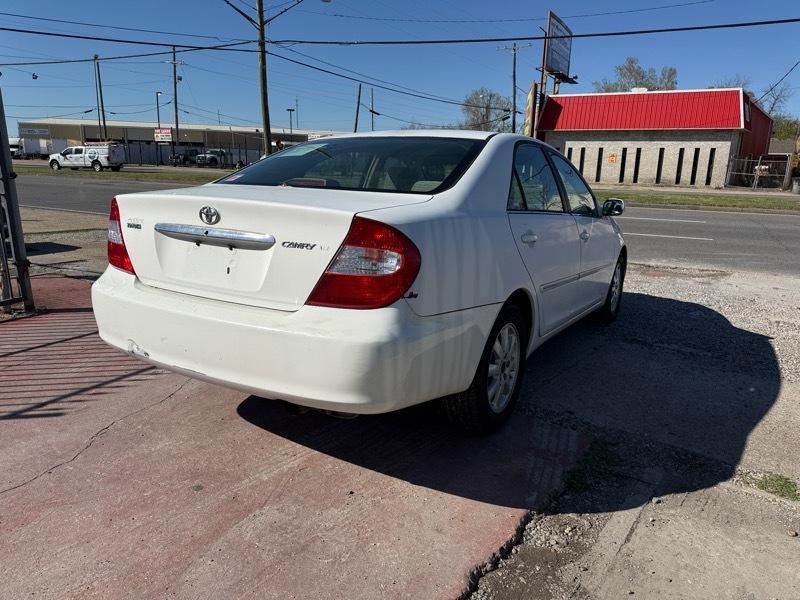 Toyota Camry Standard 2004