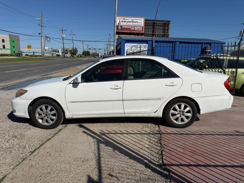 Toyota Camry Standard 2004