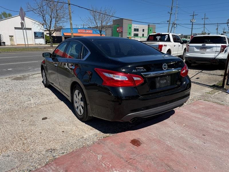 Nissan Altima 2.5 SR 2016