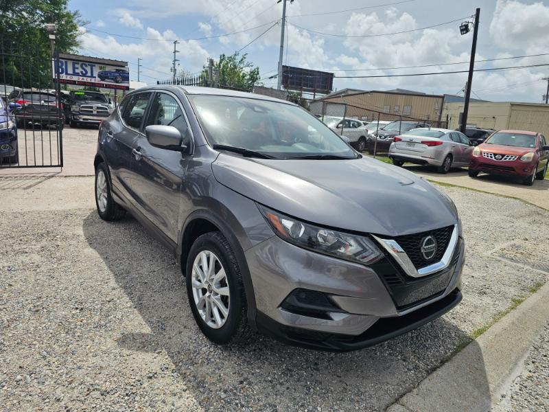 Nissan Rogue Sport S 2020