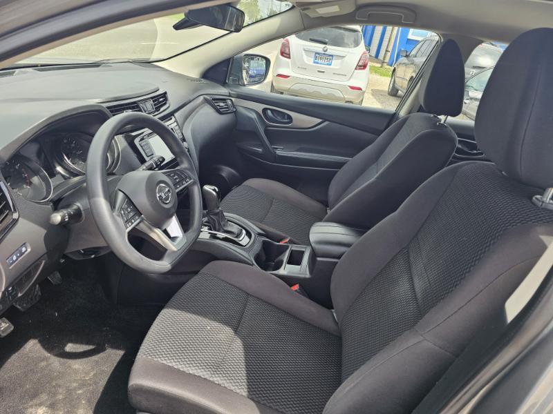 Nissan Rogue Sport S 2020