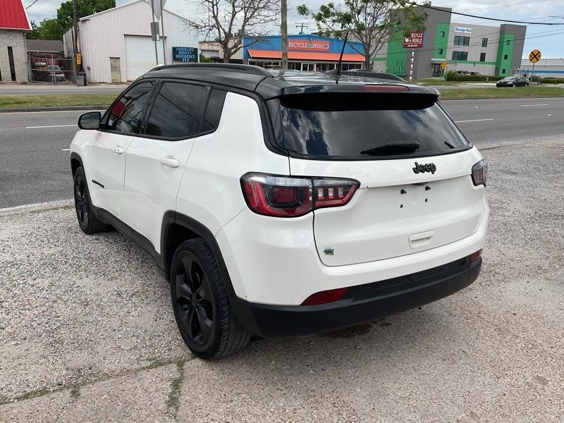 Jeep Compass Latitude FWD 2019