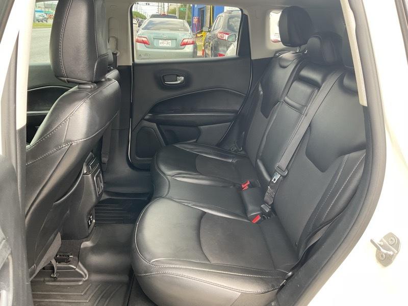 Jeep Compass Latitude FWD 2019