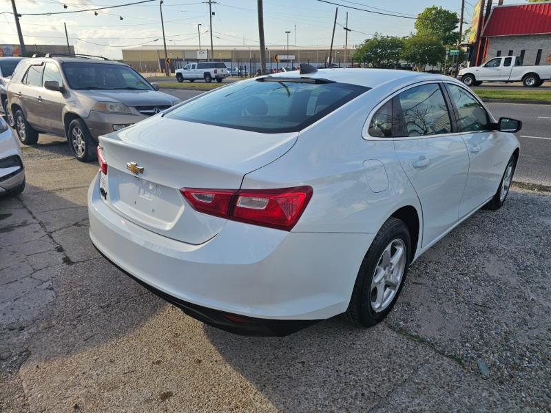 Chevrolet Malibu LS 2017