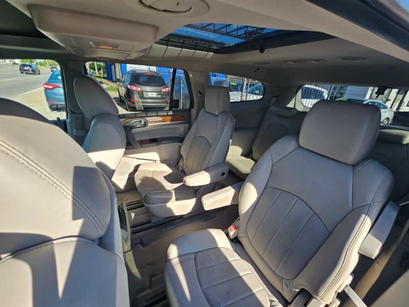 Buick Enclave CXL-2 FWD 2011