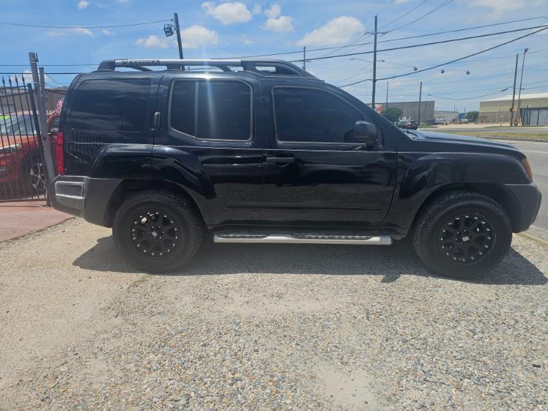 Nissan Xterra S 2WD 2011