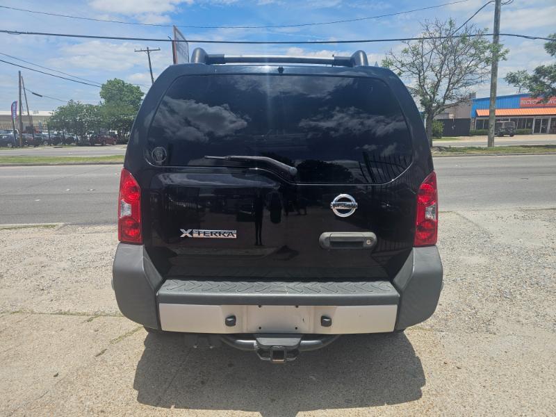 Nissan Xterra S 2WD 2011