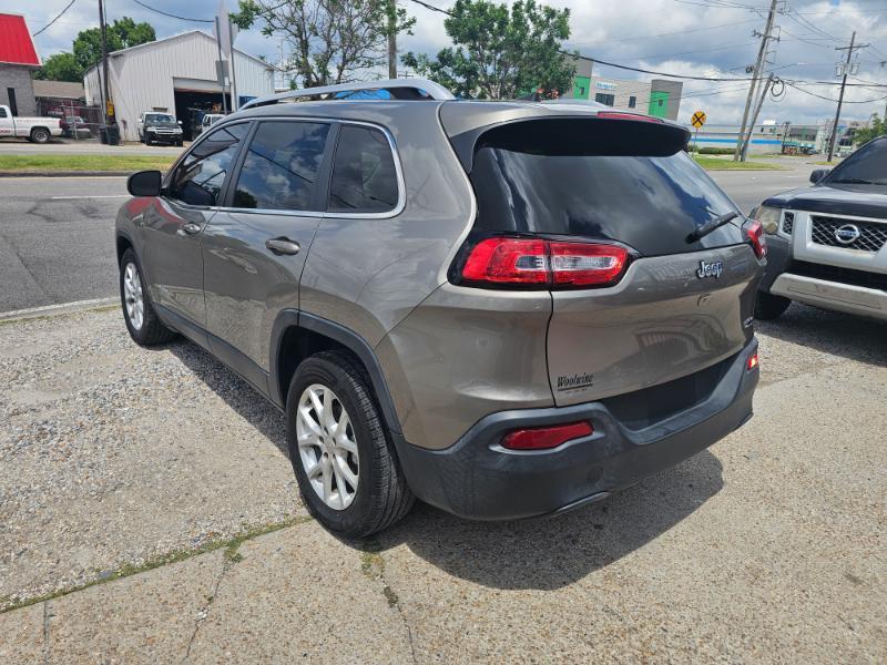 Jeep Cherokee Latitude FWD 2017