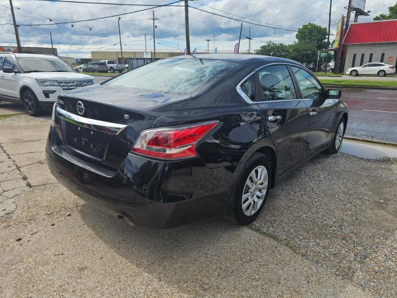 Nissan Altima 2.5 SV 2015