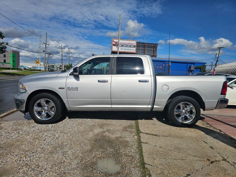 RAM 1500 SLT Crew Cab SWB 2WD 2017