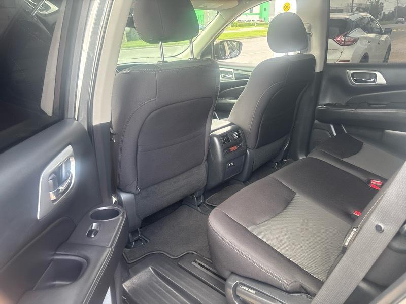 Nissan Pathfinder S 2020