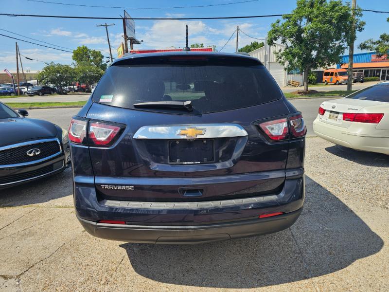 Chevrolet Traverse LS FWD w/PDC 2017