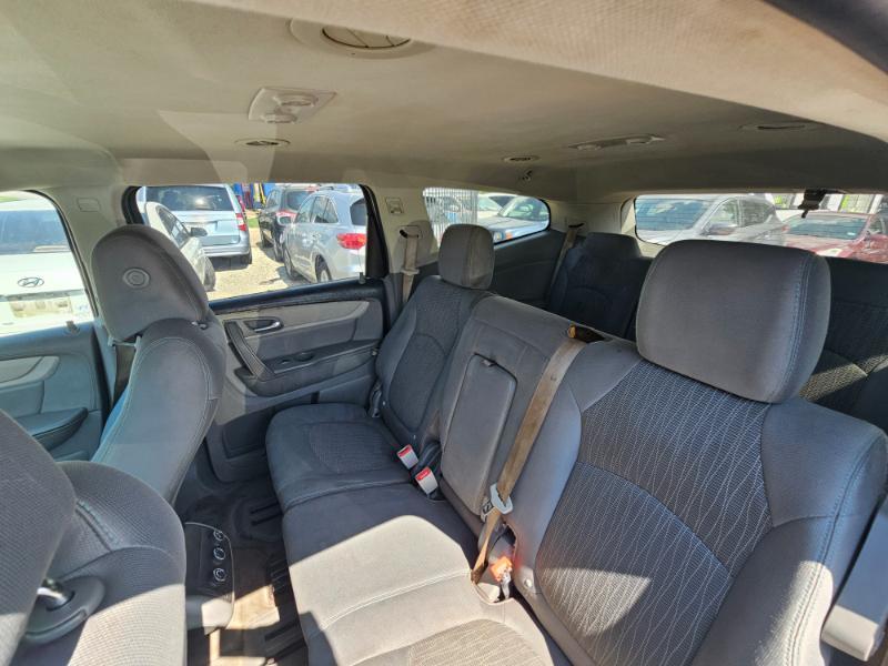 Chevrolet Traverse LS FWD w/PDC 2017