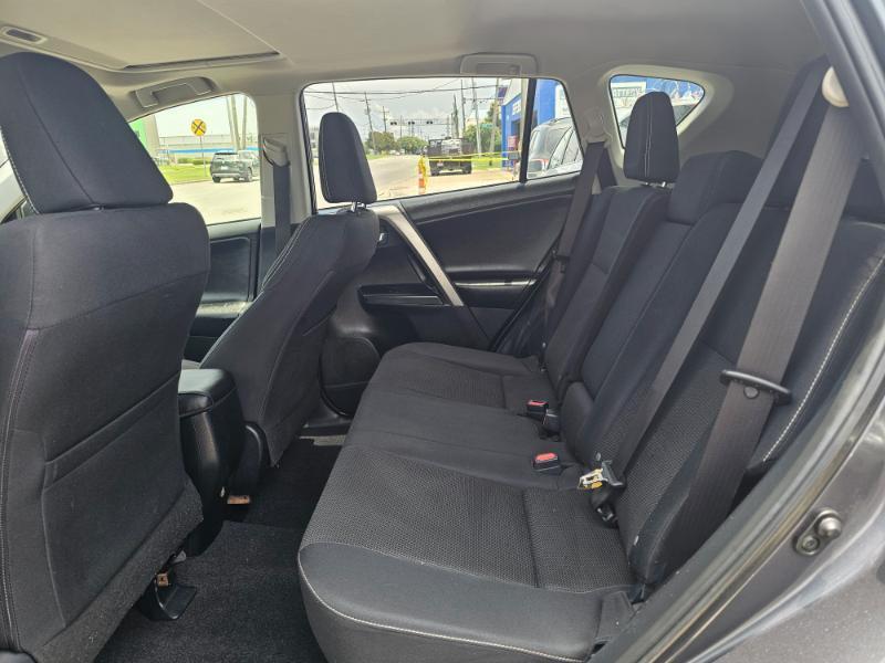 Toyota RAV4 XLE FWD 2017