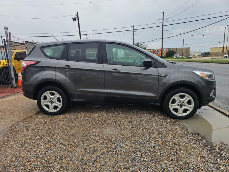 Ford Escape S FWD 2017