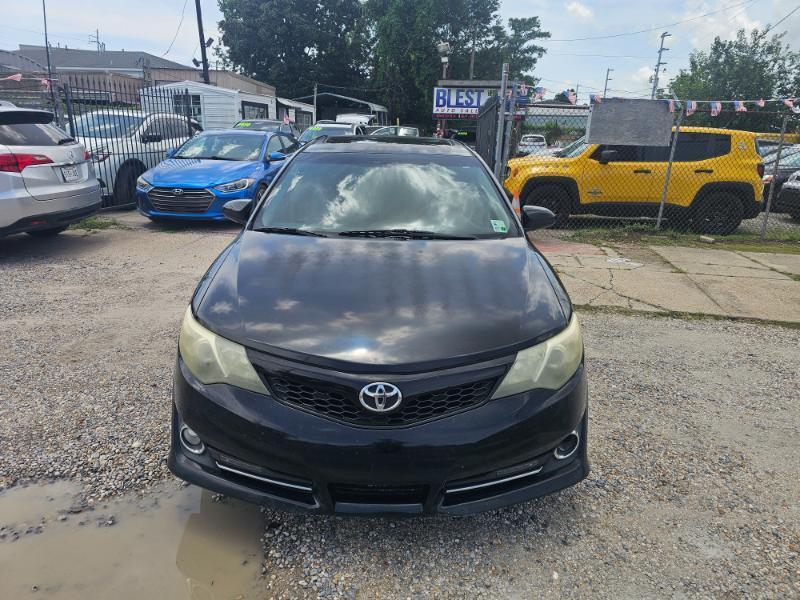 Toyota Camry XLE V6 2013