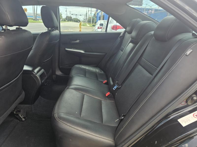 Toyota Camry XLE V6 2013