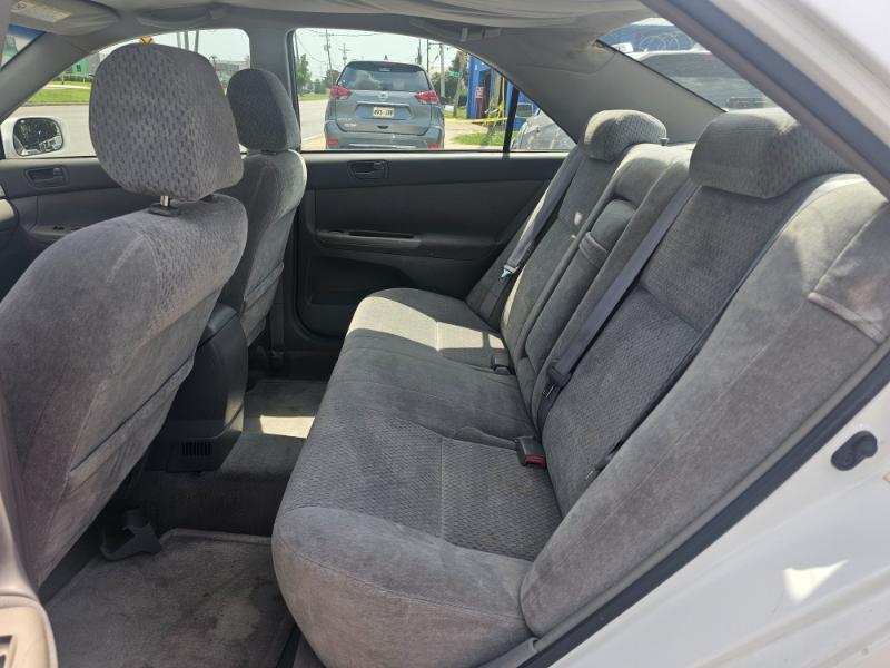 Toyota Camry XLE 2003