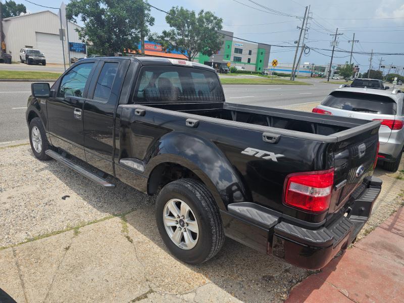 Ford F-150 2WD Reg Cab 126" XLT 2007
