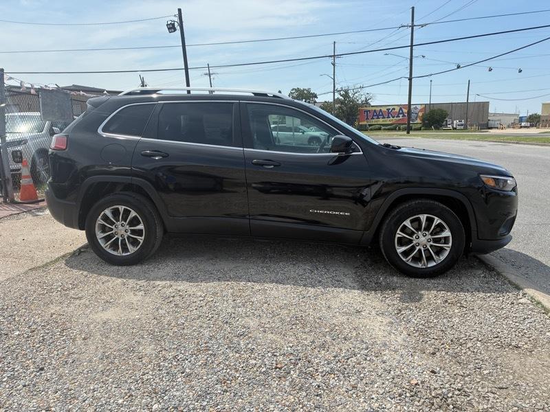 Jeep Cherokee Latitude Plus FWD 2019