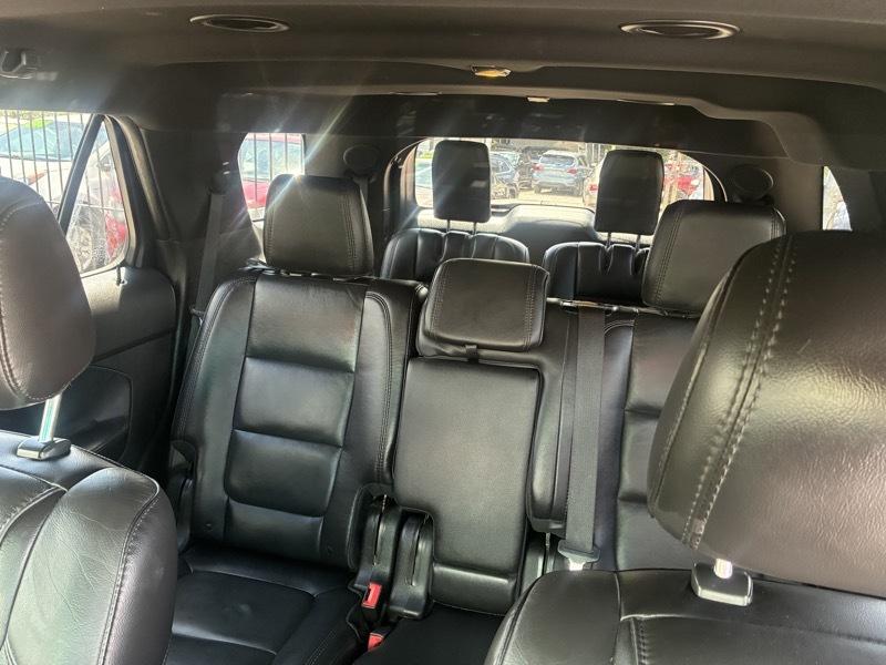Ford Explorer Limited FWD 2014