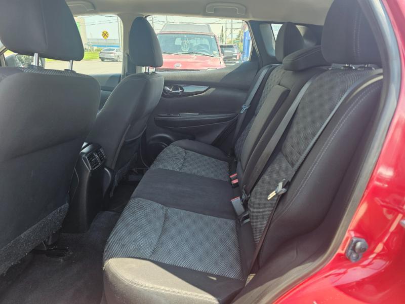 Nissan Rogue Sport S AWD 2017