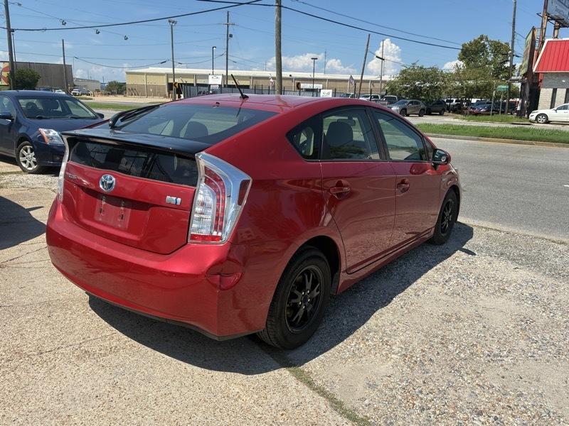 Toyota Prius Four 2015