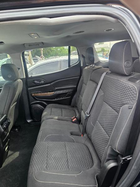 GMC Acadia SLE-1 FWD 2019