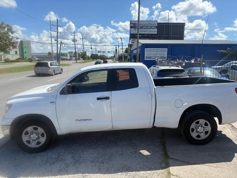 Toyota Tundra Base Double Cab 2010