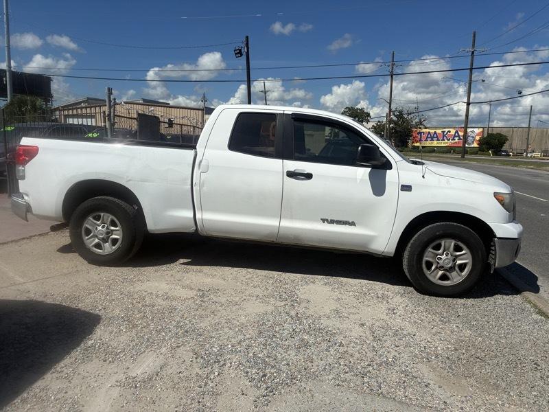 Toyota Tundra Base Double Cab 2010