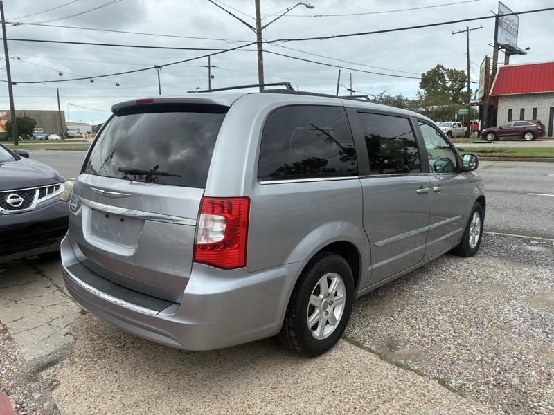 Chrysler Town & Country Touring 2013