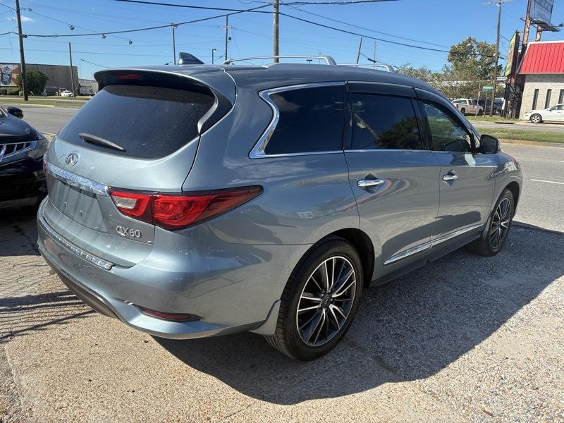 Infiniti QX60 Base FWD 2017