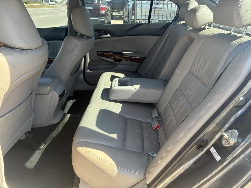Honda Accord EX-L V6 Sedan AT 2012