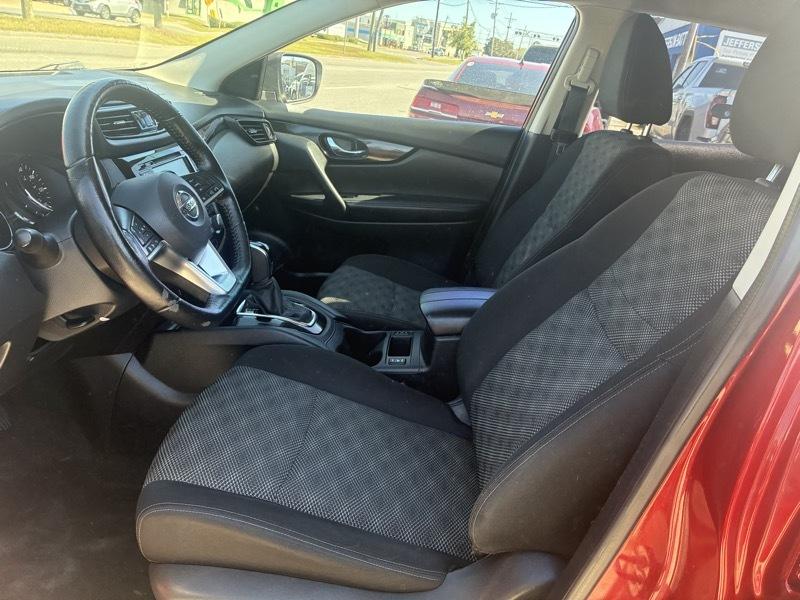 Nissan Rogue Sport SV 2021