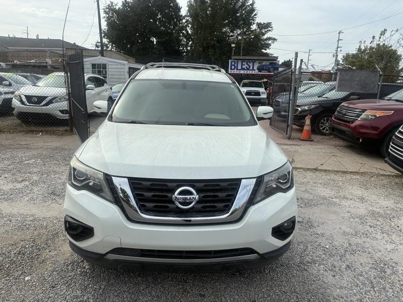 Nissan Pathfinder Platinum 2WD 2017