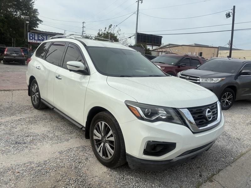 Nissan Pathfinder Platinum 2WD 2017