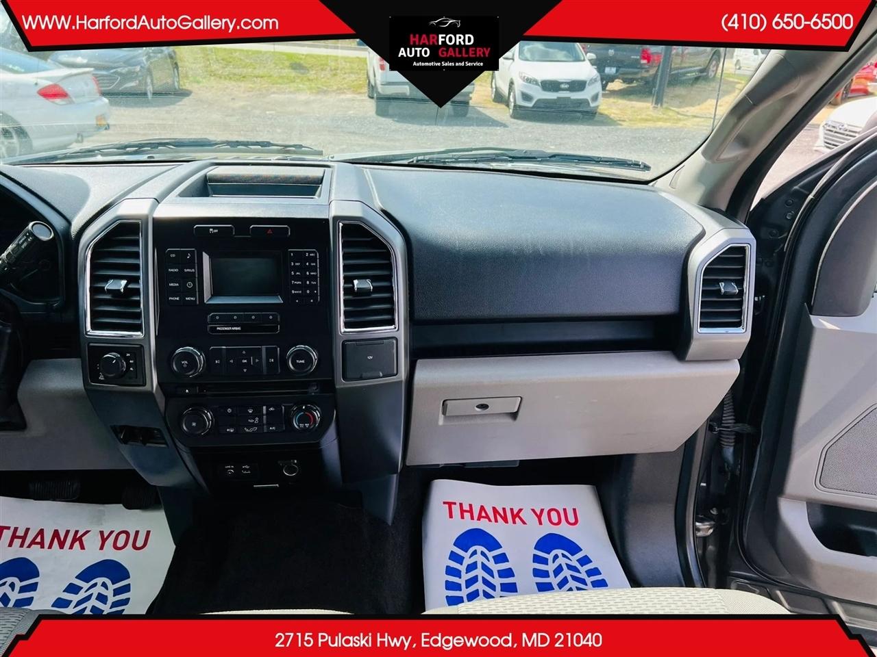 Ford F-150 4WD SuperCab 163" Lariat w/HD Payload Pkg 2015