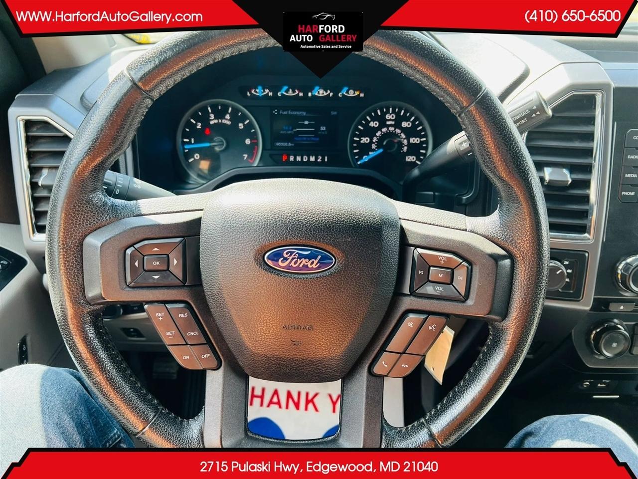Ford F-150 4WD SuperCab 163" Lariat w/HD Payload Pkg 2015