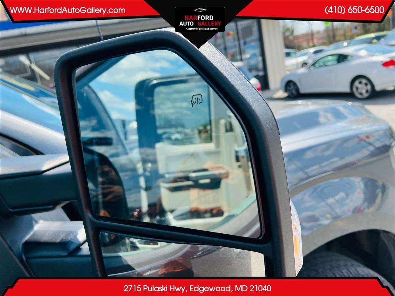 Ford F-150 4WD SuperCab 163" Lariat w/HD Payload Pkg 2015