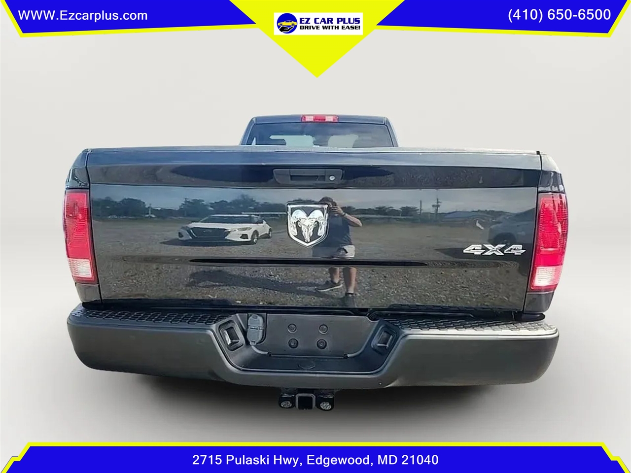 RAM 1500 Tradesman 4x4 Regular Cab 8' Box 2017